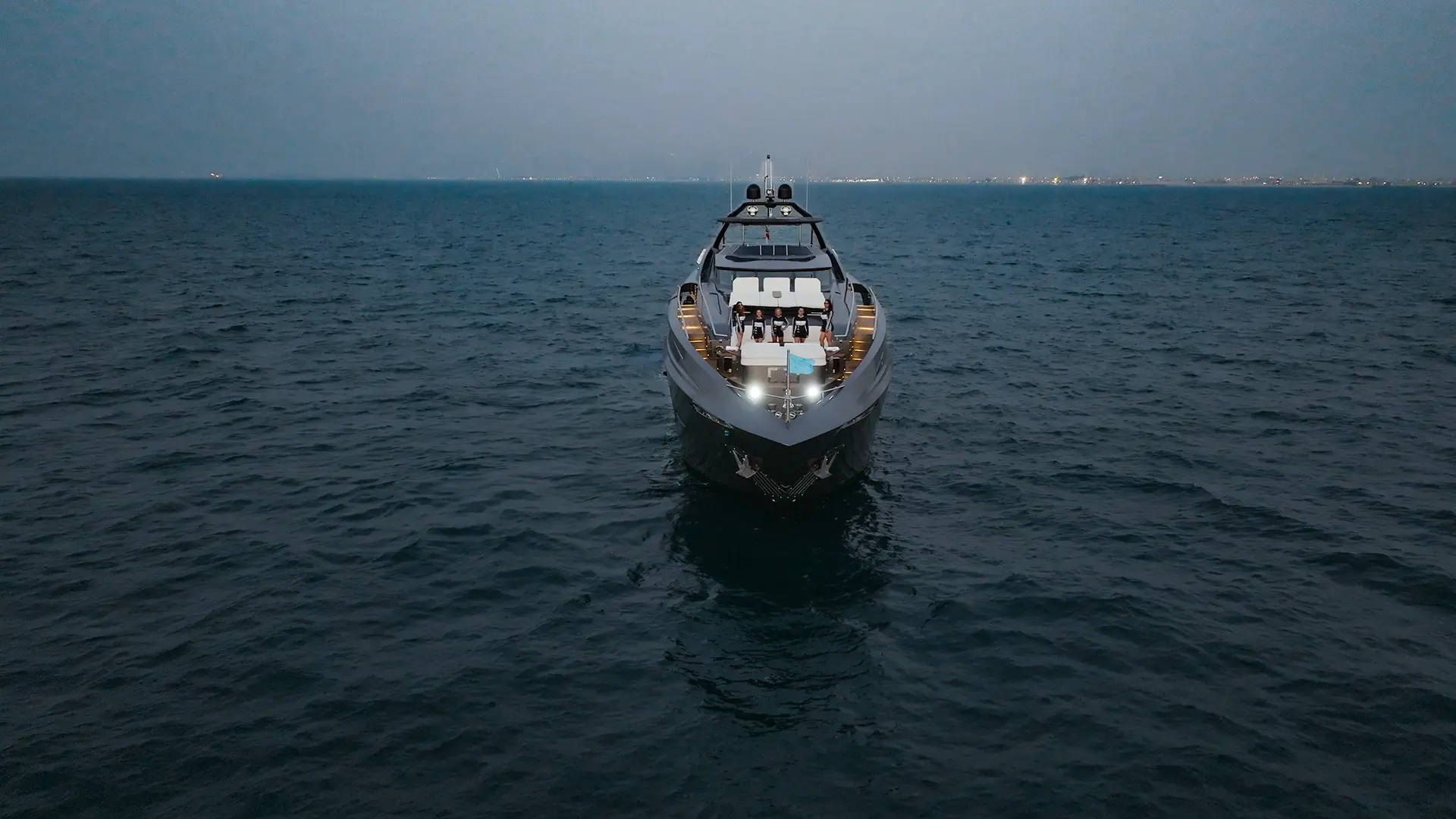 yacht